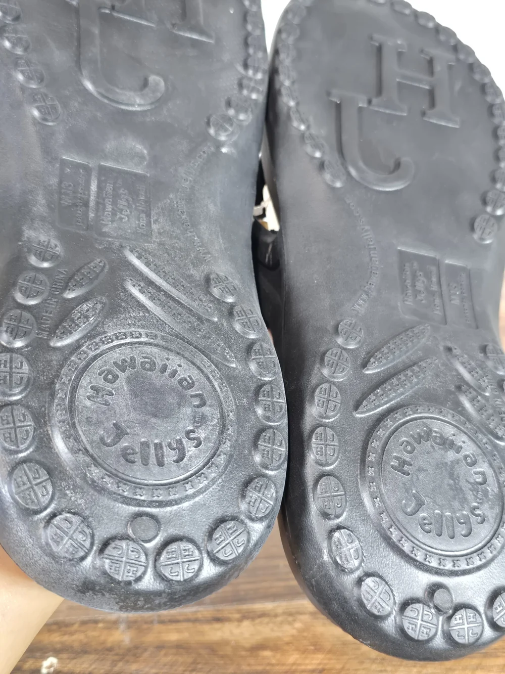 Black Men’s Flip Flop Sandals Classic Comfort Size 13